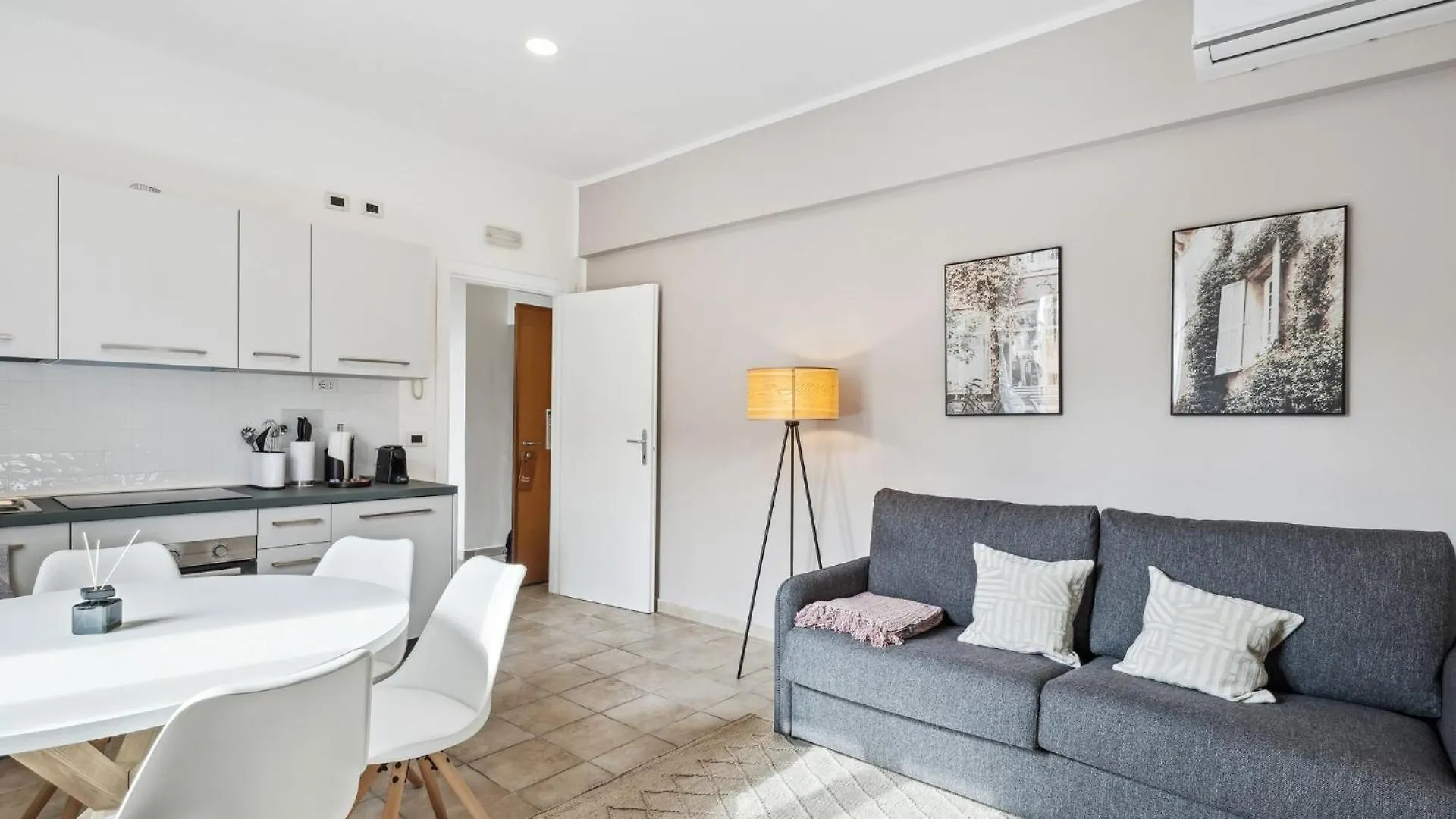 Limehome Rome Via Dei Reti 0*,  Italy